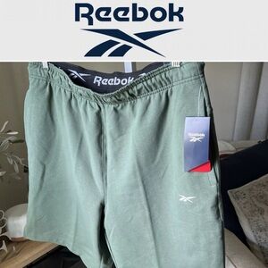 Reebok Low Impact 9in Shorts Dark Green Size L NWT $40